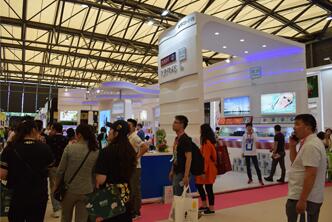 如何控制展臺的設計時間和施工時間？